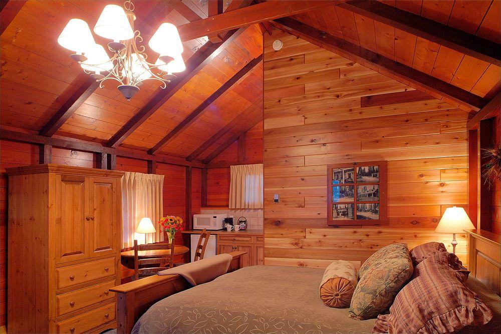 Paradise Lodge And Bungalows بحيرة لويز المظهر الخارجي الصورة