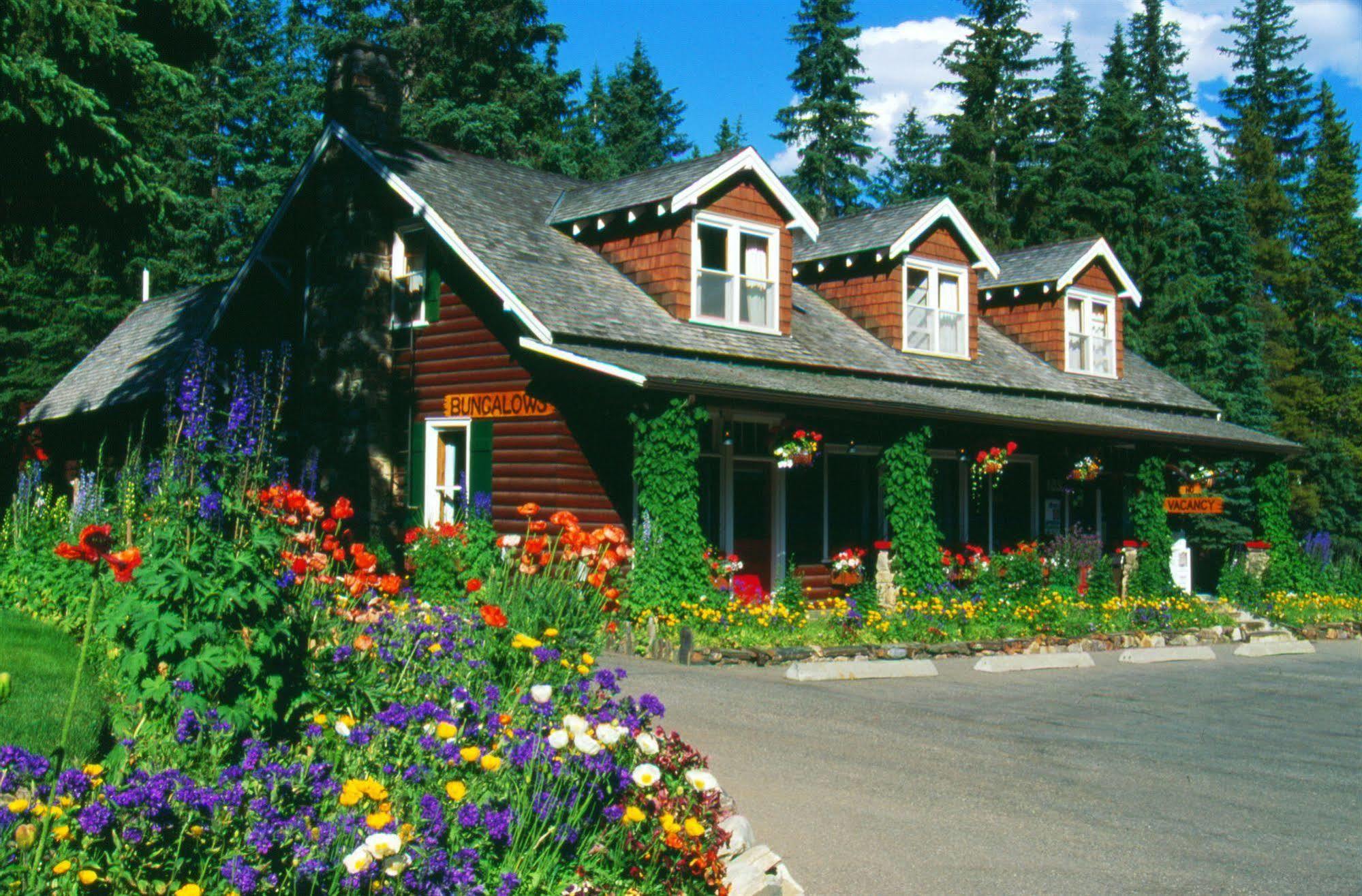 Paradise Lodge And Bungalows بحيرة لويز المظهر الخارجي الصورة