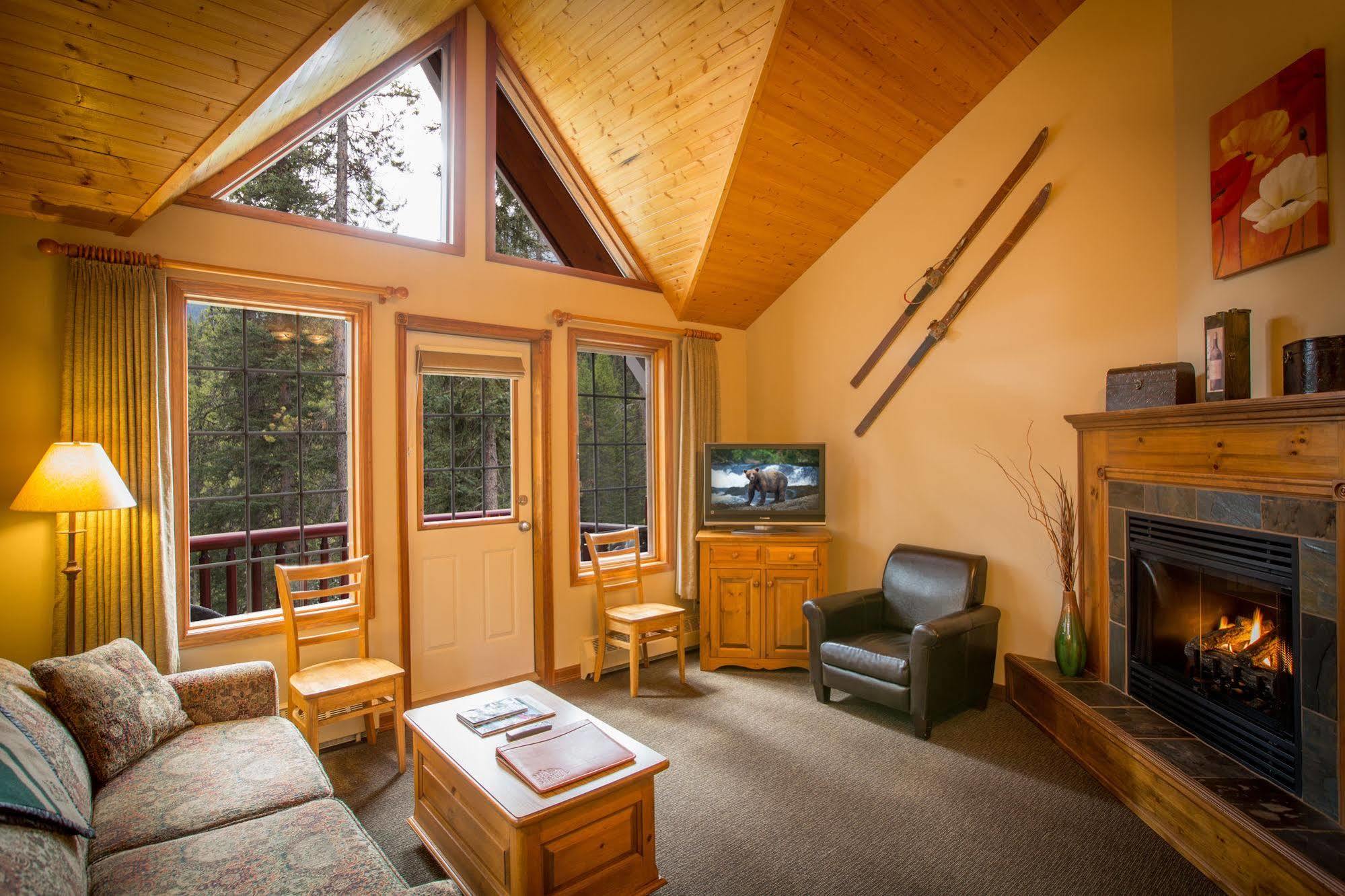 Paradise Lodge And Bungalows بحيرة لويز المظهر الخارجي الصورة