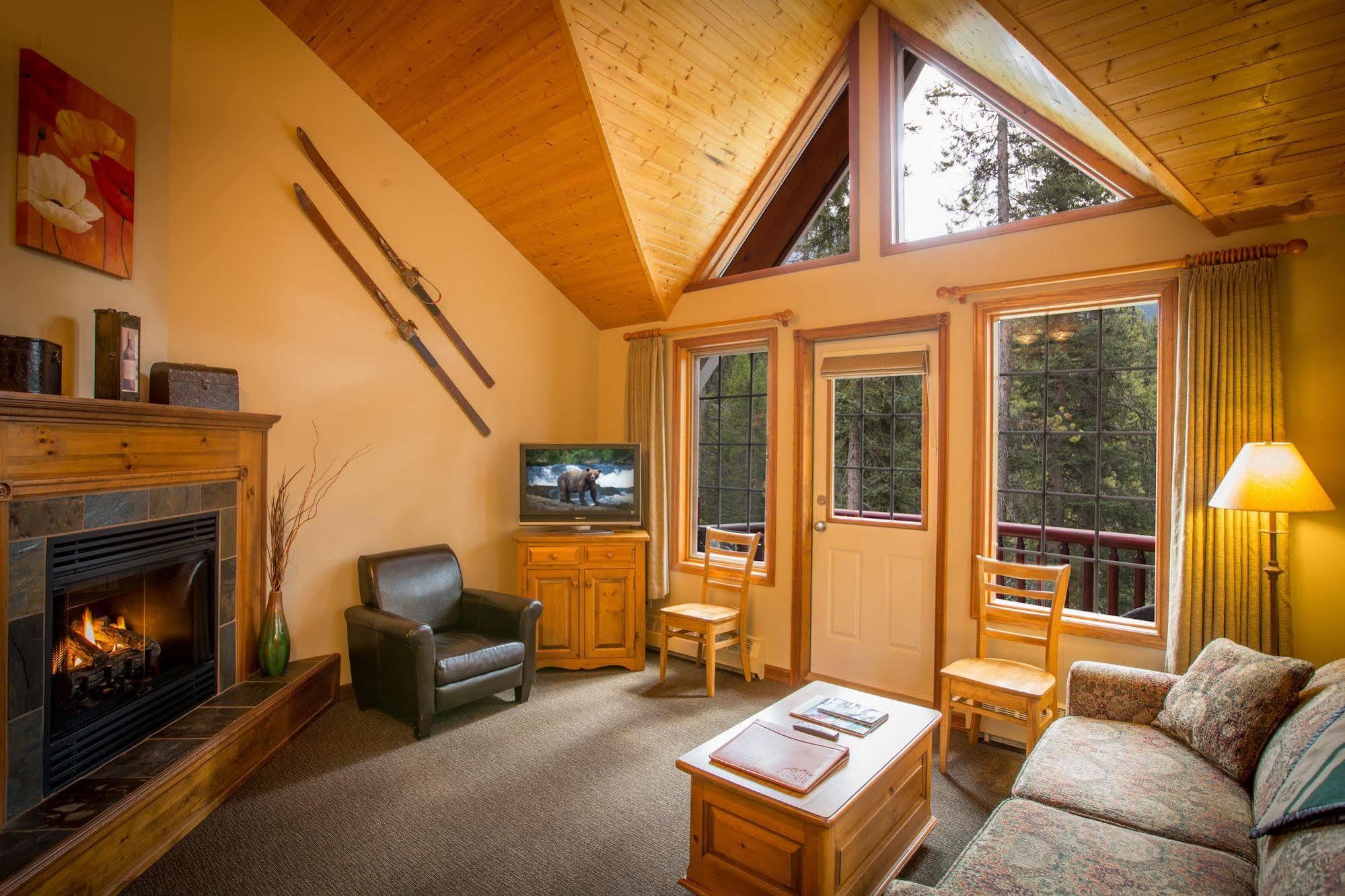 Paradise Lodge And Bungalows بحيرة لويز المظهر الخارجي الصورة